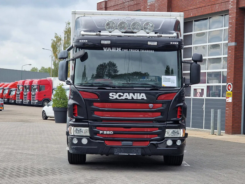 Scania P280 6x2*4 - Box - Loadlift - Low KM - Steering axle - Euro 6 - Full air - Camion fourgon: photos 2 Scania P280 6x2*4 - Box - Loadlift - Low KM - Steering axle - Euro 6 - Full air - Camion fourgon: photos 2