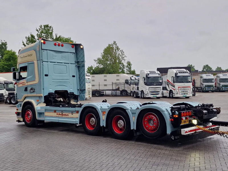 Scania R620 Topline 8x4 - Retarder - Full air - Custom interior - Show truck - HUB reduction - Châssis cabine: photos 4 Scania R620 Topline 8x4 - Retarder - Full air - Custom interior - Show truck - HUB reduction - Châssis cabine: photos 4