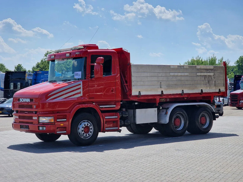 Scania T124-420 6x4 - Tipper - Retarder - Full steel - HUB Reduction - Manual gearbox - Camion benne: photos 5 Scania T124-420 6x4 - Tipper - Retarder - Full steel - HUB Reduction - Manual gearbox - Camion benne: photos 5