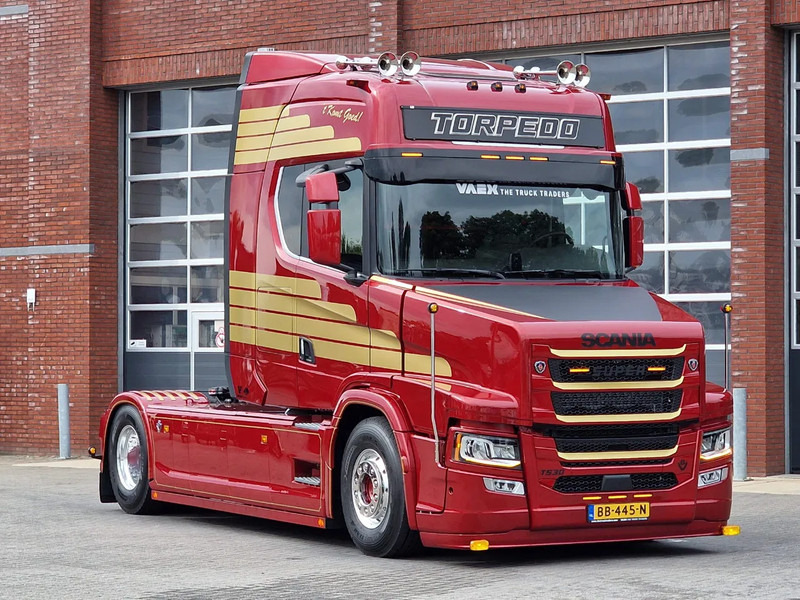 Scania 530ST V8 NGS Tuft R Torpedo - New - Full spec - BUFFL In- and Exterior - Show truck - Tracteur routier: photos 1 Scania 530ST V8 NGS Tuft R Torpedo - New - Full spec - BUFFL In- and Exterior - Show truck - Tracteur routier: photos 1