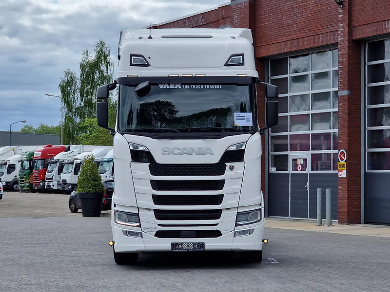 Scania S540 NGS Highline 6x4 - Retarder - Full air - Leather - Led - Fridge - TV - Tracteur routier: photos 2 Scania S540 NGS Highline 6x4 - Retarder - Full air - Leather - Led - Fridge - TV - Tracteur routier: photos 2