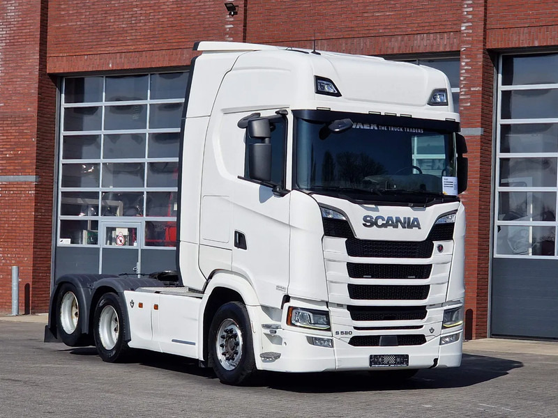 Scania S580 V8 NGS Highline 6x2 - Retarder - Full air - 3.15 WB - Navi - Led - Tracteur routier: photos 1 Scania S580 V8 NGS Highline 6x2 - Retarder - Full air - 3.15 WB - Navi - Led - Tracteur routier: photos 1