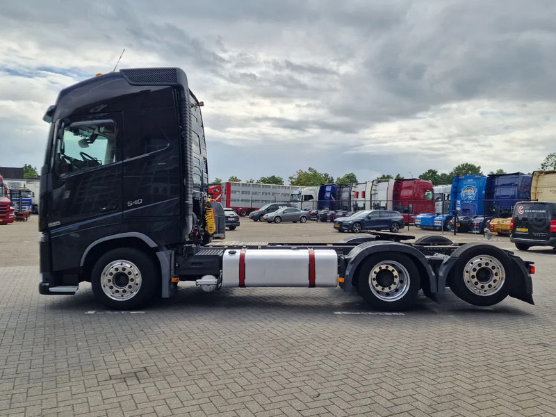 Volvo FH 13.540 Globetrotter 6x2 - Full air - VEB+ - Led - Tracteur routier: photos 4 Volvo FH 13.540 Globetrotter 6x2 - Full air - VEB+ - Led - Tracteur routier: photos 4