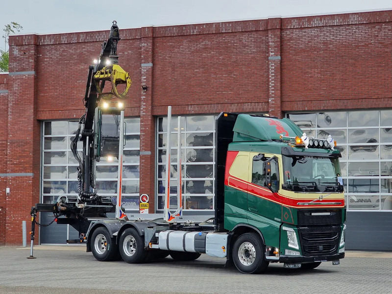 Volvo FH 13.540 6x4 - HIAB / Loglift F125Z 80 Crane - Krane - Grua year 2019 - Camion grumier, Camion grue: photos 1 Volvo FH 13.540 6x4 - HIAB / Loglift F125Z 80 Crane - Krane - Grua year 2019 - Camion grumier, Camion grue: photos 1