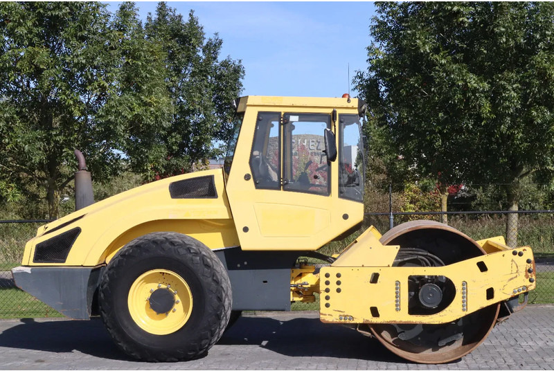 Bomag BW213 D-4 | LOW HOURS! | EVIB | GOOD CONDITION - Compacteur: photos 4 Bomag BW213 D-4 | LOW HOURS! | EVIB | GOOD CONDITION - Compacteur: photos 4