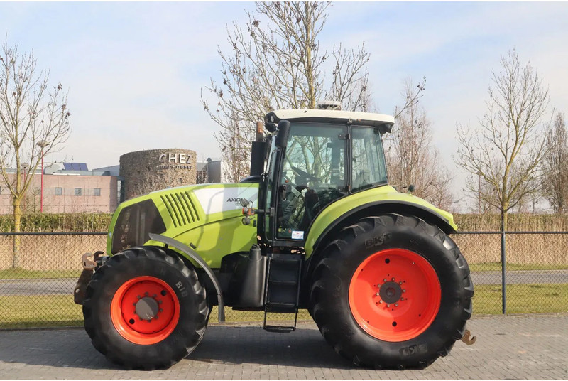 Claas Axion 850 | HEXASHIFT MANUAL | FRONT PTO - Tracteur agricole: photos 1 Claas Axion 850 | HEXASHIFT MANUAL | FRONT PTO - Tracteur agricole: photos 1