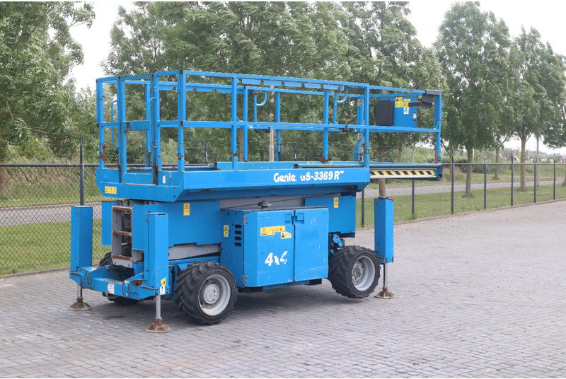 Genie GS-3369 RT | 12 METER | 454 kg - Nacelle ciseaux: photos 5 Genie GS-3369 RT | 12 METER | 454 kg - Nacelle ciseaux: photos 5