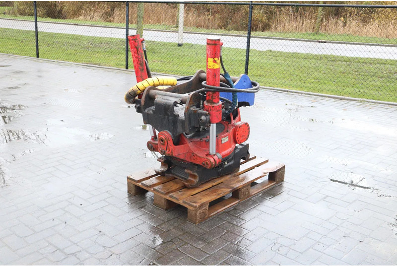 INDEXATOR ROTOTILT RT80 | TILTROTATOR | S70 - Tiltrotator pour Engins de chantier: photos 1 INDEXATOR ROTOTILT RT80 | TILTROTATOR | S70 - Tiltrotator pour Engins de chantier: photos 1