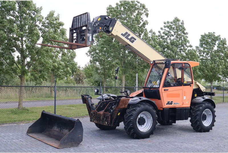 JLG 3614 RS | HYDR. FORKS | BUCKET | LOW HOURS - Chariot télescopique: photos 2 JLG 3614 RS | HYDR. FORKS | BUCKET | LOW HOURS - Chariot télescopique: photos 2
