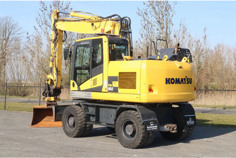 Komatsu PW160-11 | ENGCON TILTROTATOR | BUCKET | TRAILER HYDR. - Pelle sur pneus: photos 3 Komatsu PW160-11 | ENGCON TILTROTATOR | BUCKET | TRAILER HYDR. - Pelle sur pneus: photos 3
