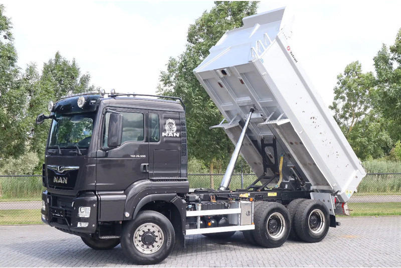 MAN TGS 26.500 | 6X6 | HYDRODRIVE | RETARDER | BIG AXLES | EURO 6 - Camion benne: photos 1 MAN TGS 26.500 | 6X6 | HYDRODRIVE | RETARDER | BIG AXLES | EURO 6 - Camion benne: photos 1
