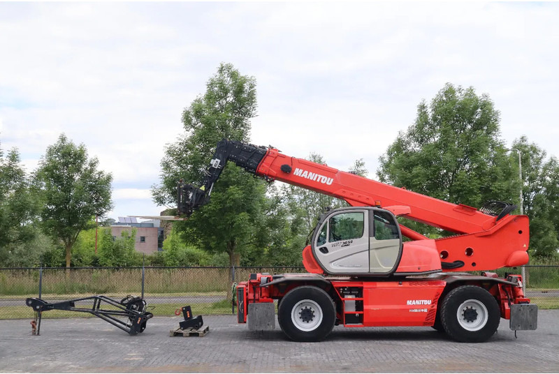 Manitou MRT 3050 | JIBWINCH | FORKS | HOOK | PYROBAN - Chariot télescopique: photos 1 Manitou MRT 3050 | JIBWINCH | FORKS | HOOK | PYROBAN - Chariot télescopique: photos 1
