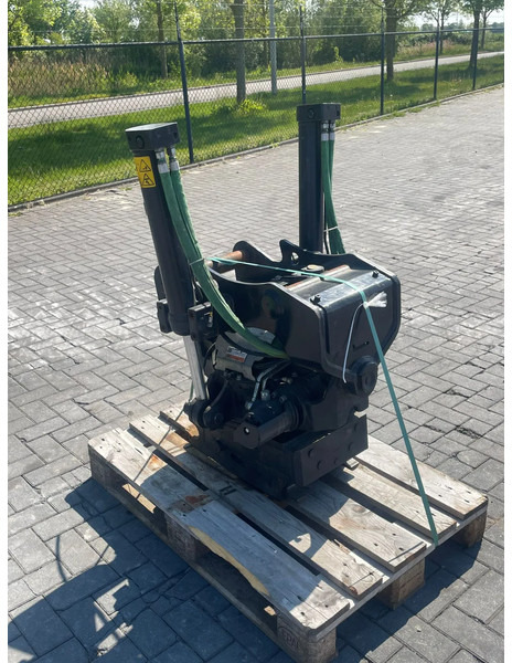STEELWRIST X18 SQ60-5 | S60 | OILQUICK SYSTEM | CLS - Tiltrotator pour Engins de chantier: photos 3 STEELWRIST X18 SQ60-5 | S60 | OILQUICK SYSTEM | CLS - Tiltrotator pour Engins de chantier: photos 3