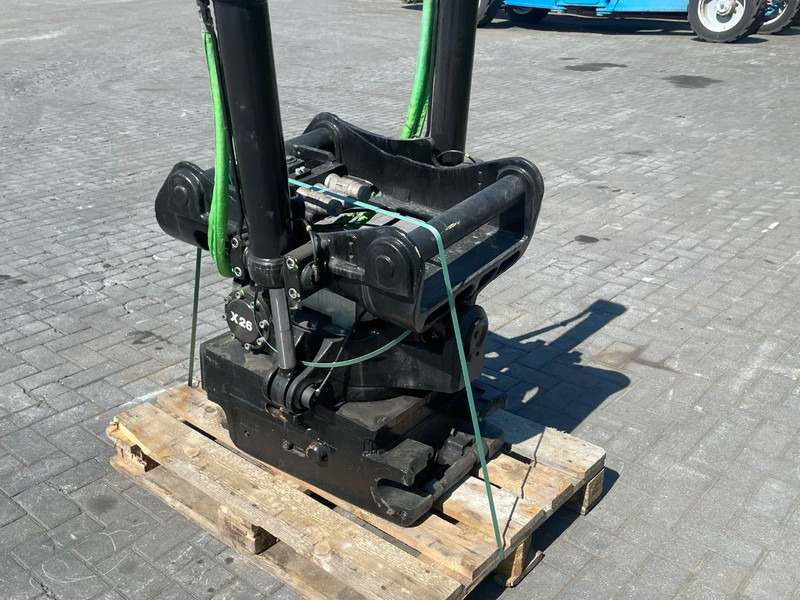 STEELWRIST X26 SQ70 | S70 | OILQUICK | ROTOTILT | NEW / UNUSED - Tiltrotator pour Engins de chantier: photos 4 STEELWRIST X26 SQ70 | S70 | OILQUICK | ROTOTILT | NEW / UNUSED - Tiltrotator pour Engins de chantier: photos 4