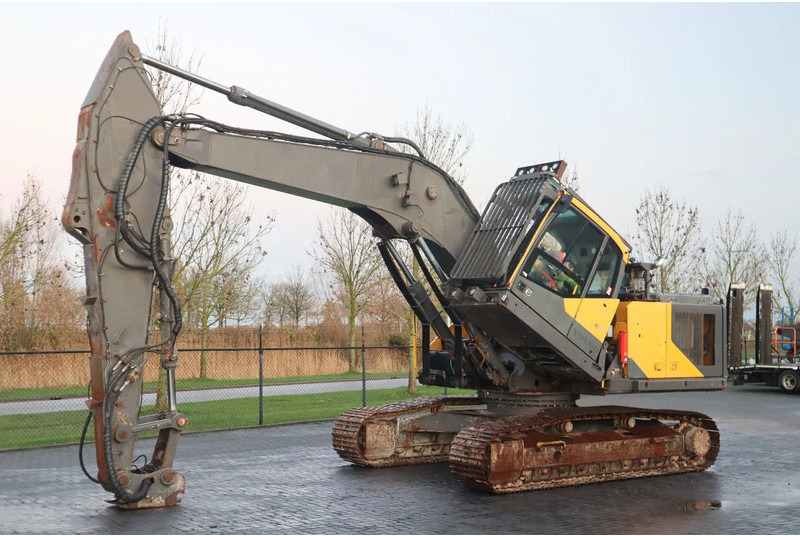 Volvo EC 250 EL | OILQUICK | DYNASET | TILT CABIN - Pelle sur chenille: photos 2 Volvo EC 250 EL | OILQUICK | DYNASET | TILT CABIN - Pelle sur chenille: photos 2