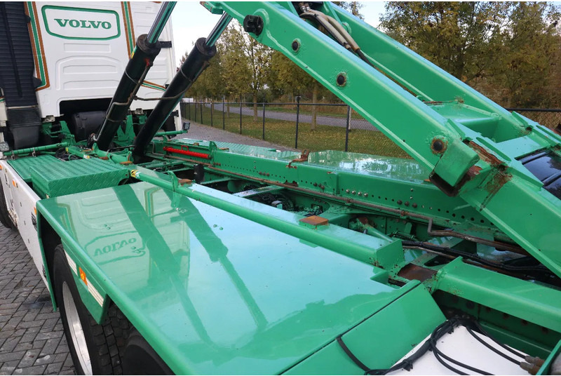 Camion ampliroll Volvo FH 16.750 | 6X2*4 | RETARDER | STEERING AXLE | JOAB HOOK | EURO 6: photos 8 Camion ampliroll Volvo FH 16.750 | 6X2*4 | RETARDER | STEERING AXLE | JOAB HOOK | EURO 6: photos 8