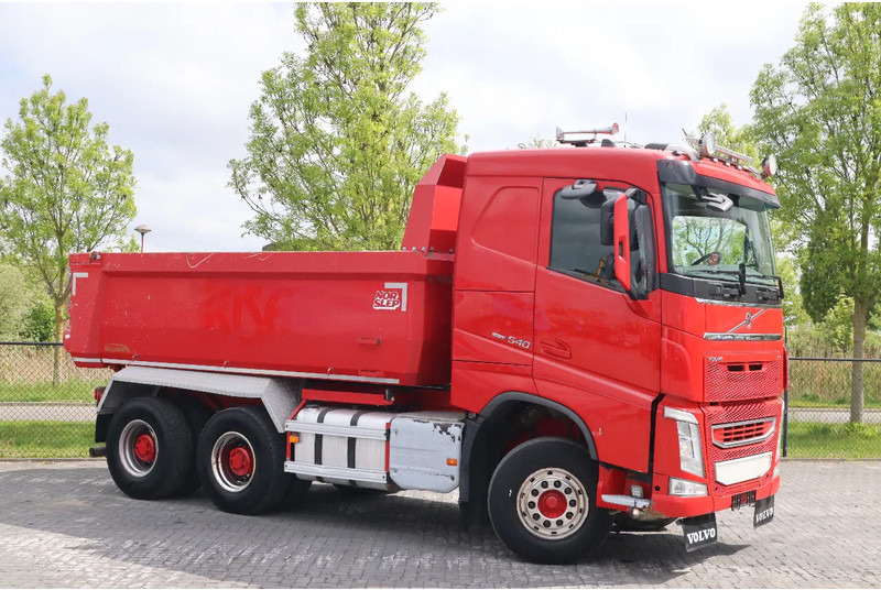 Volvo FH 540 | 6X4 | TANDEMLIFT | BIG AXLES | RETARDER | EURO 6 - Camion benne: photos 3 Volvo FH 540 | 6X4 | TANDEMLIFT | BIG AXLES | RETARDER | EURO 6 - Camion benne: photos 3