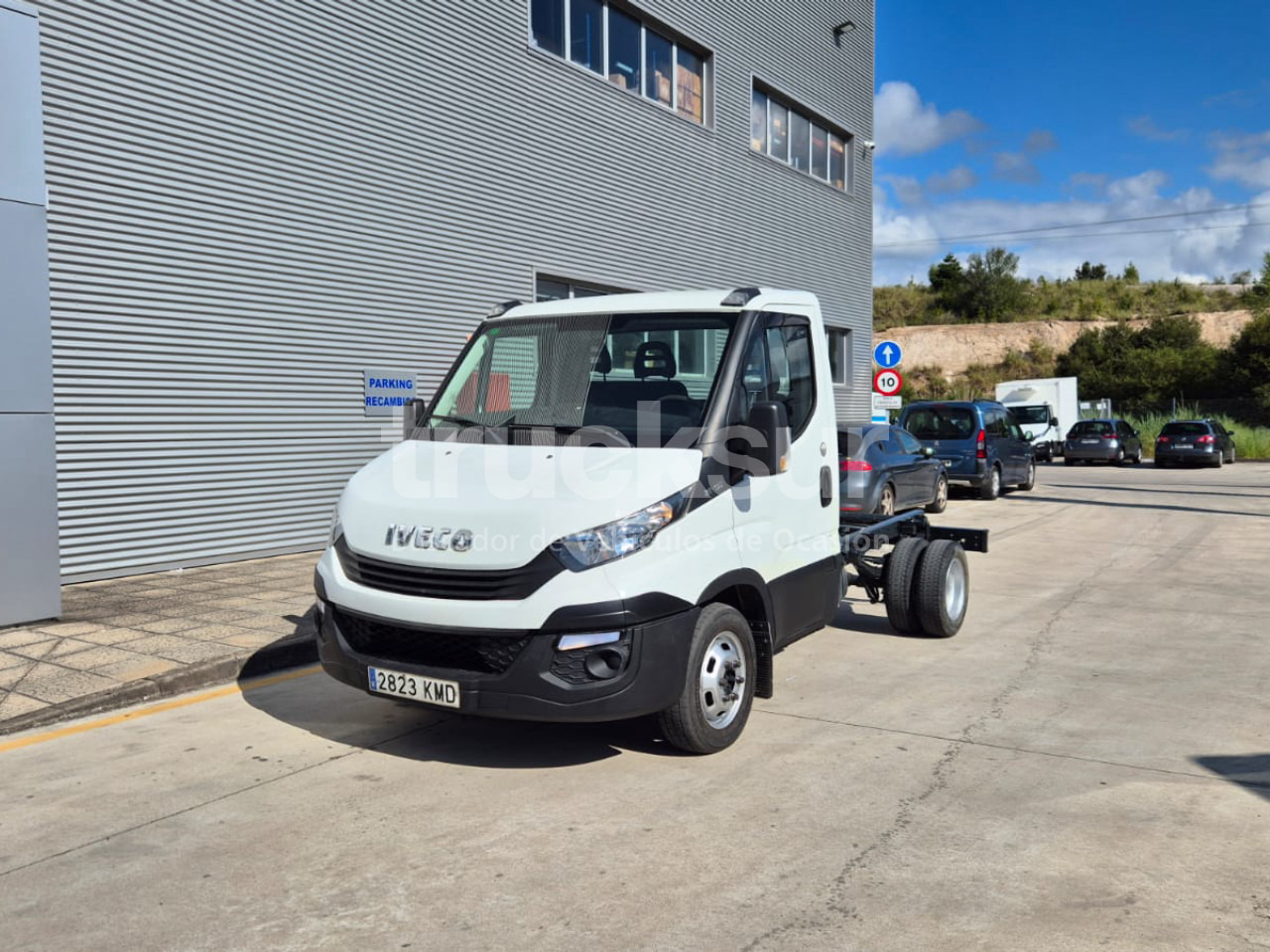 IVECO DAILY 35C15 - Châssis cabine: photos 4 IVECO DAILY 35C15 - Châssis cabine: photos 4