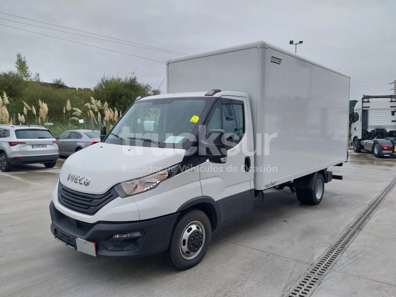 IVECO DAILY 35C16H - Fourgon grand volume: photos 1 IVECO DAILY 35C16H - Fourgon grand volume: photos 1