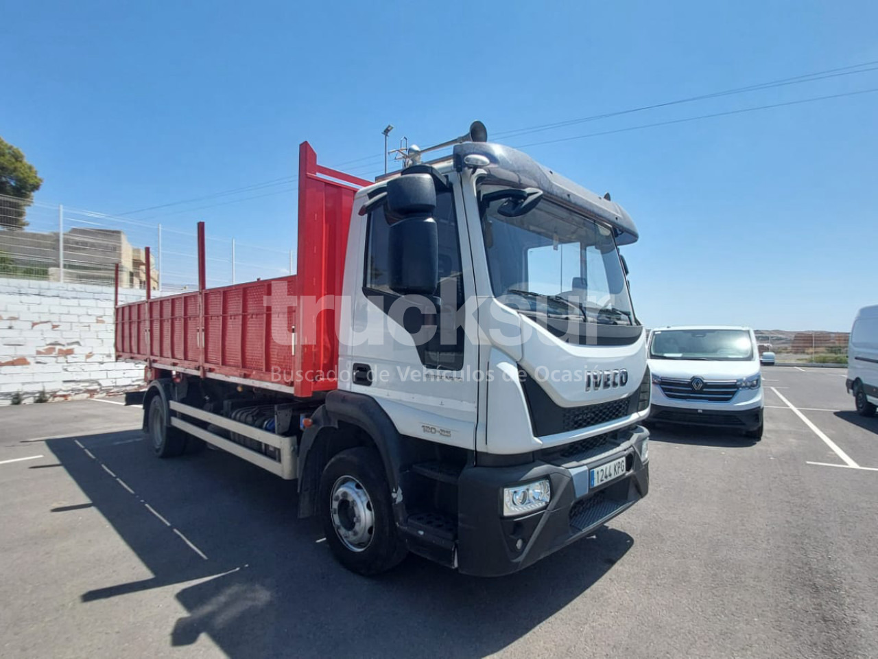 IVECO EUROCARGO 250.123 - Camion benne: photos 2 IVECO EUROCARGO 250.123 - Camion benne: photos 2