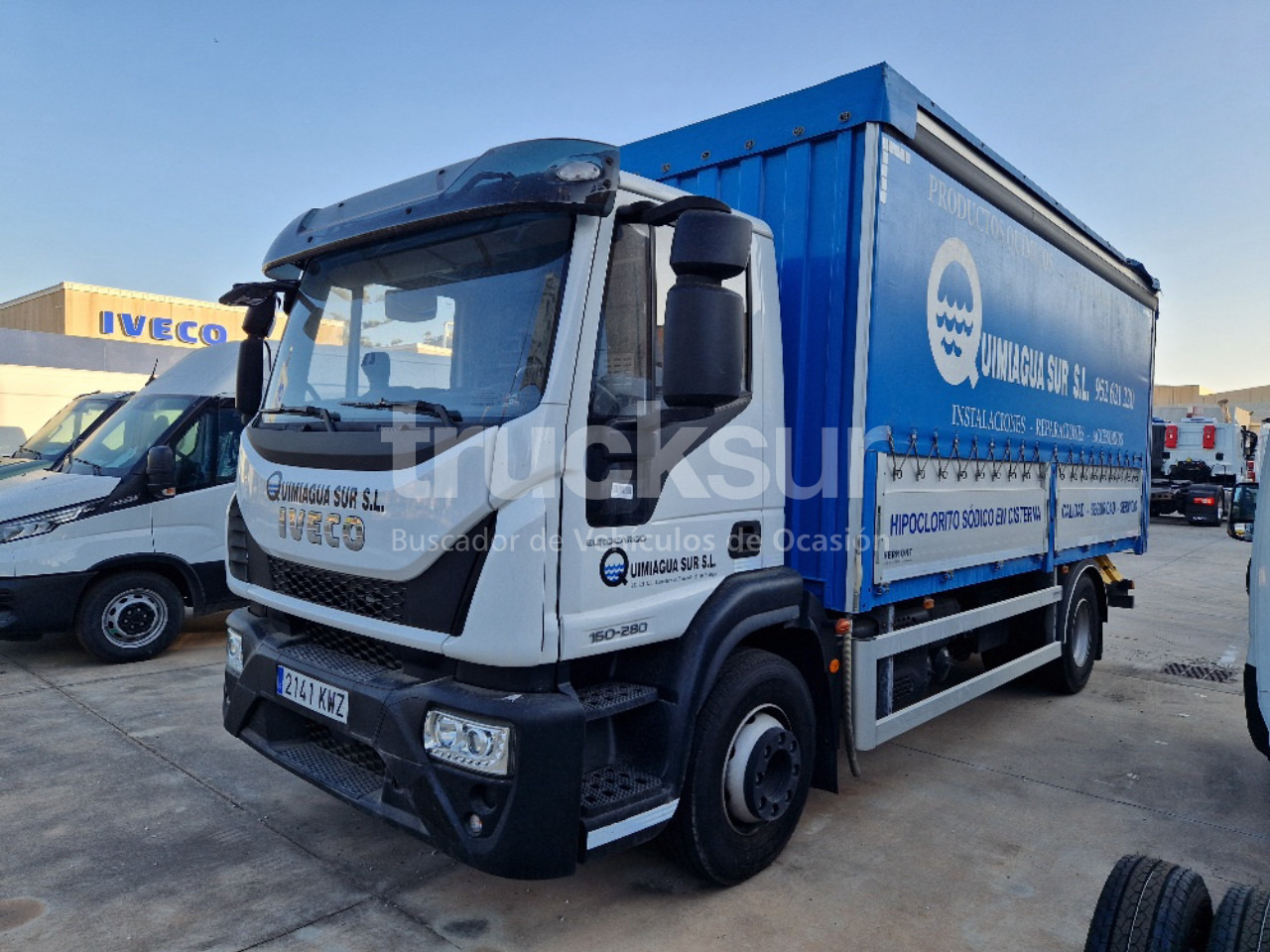 IVECO EUROCARGO160E28 - Camion à rideaux coulissants: photos 1 IVECO EUROCARGO160E28 - Camion à rideaux coulissants: photos 1