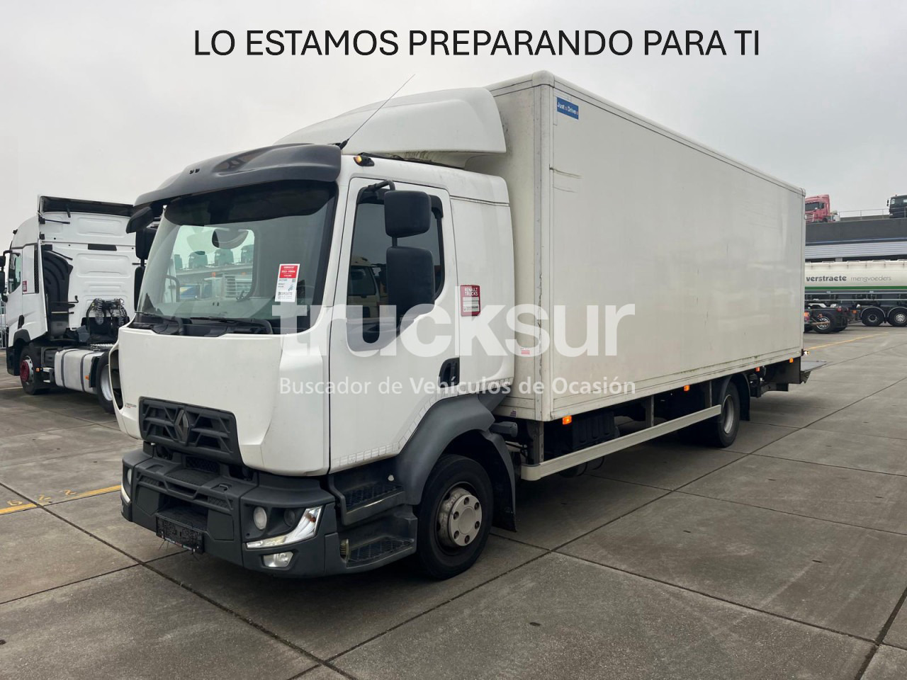 RENAULT D12.240 - Camion fourgon: photos 1 RENAULT D12.240 - Camion fourgon: photos 1