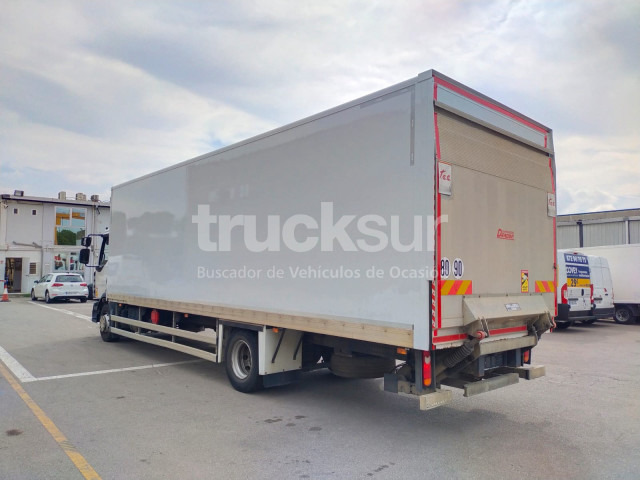 RENAULT D16.250 - Camion fourgon: photos 4 RENAULT D16.250 - Camion fourgon: photos 4