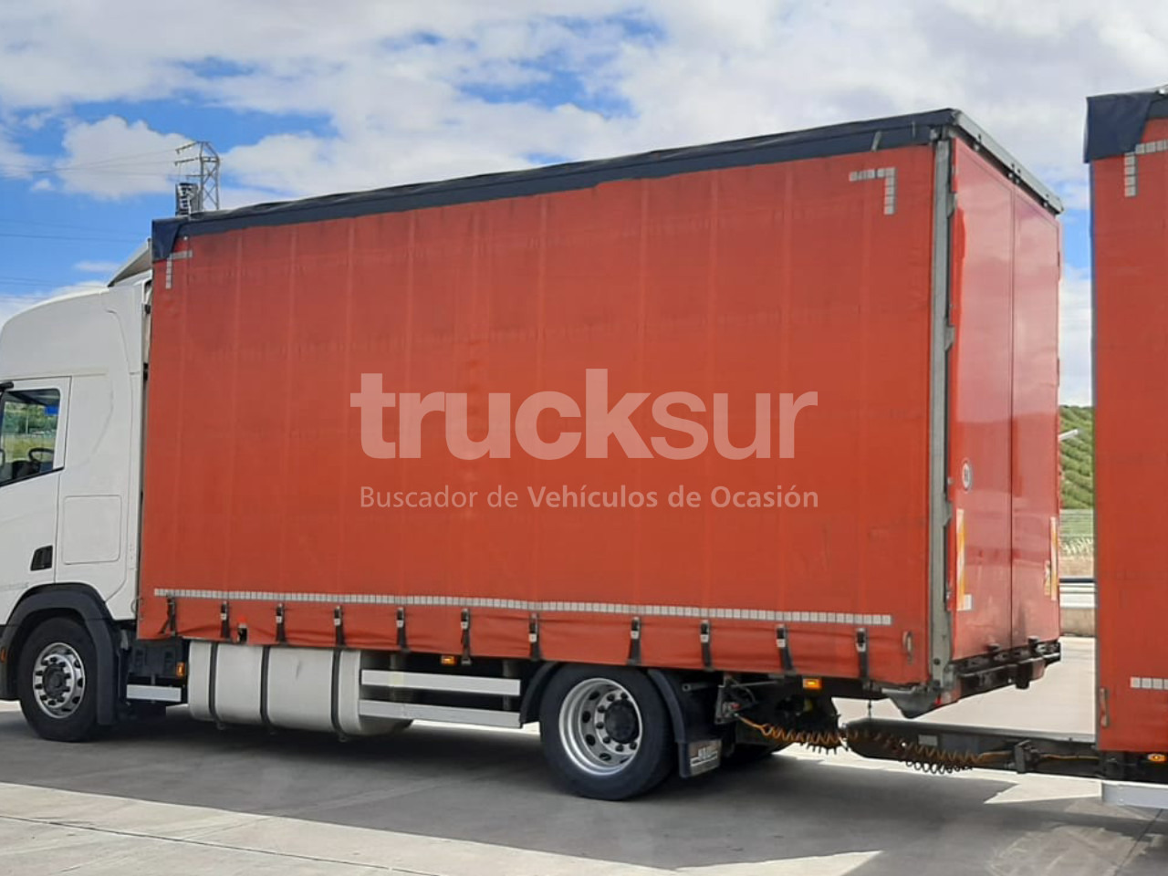 SCANIA R450.18 - Camion à rideaux coulissants: photos 3 SCANIA R450.18 - Camion à rideaux coulissants: photos 3