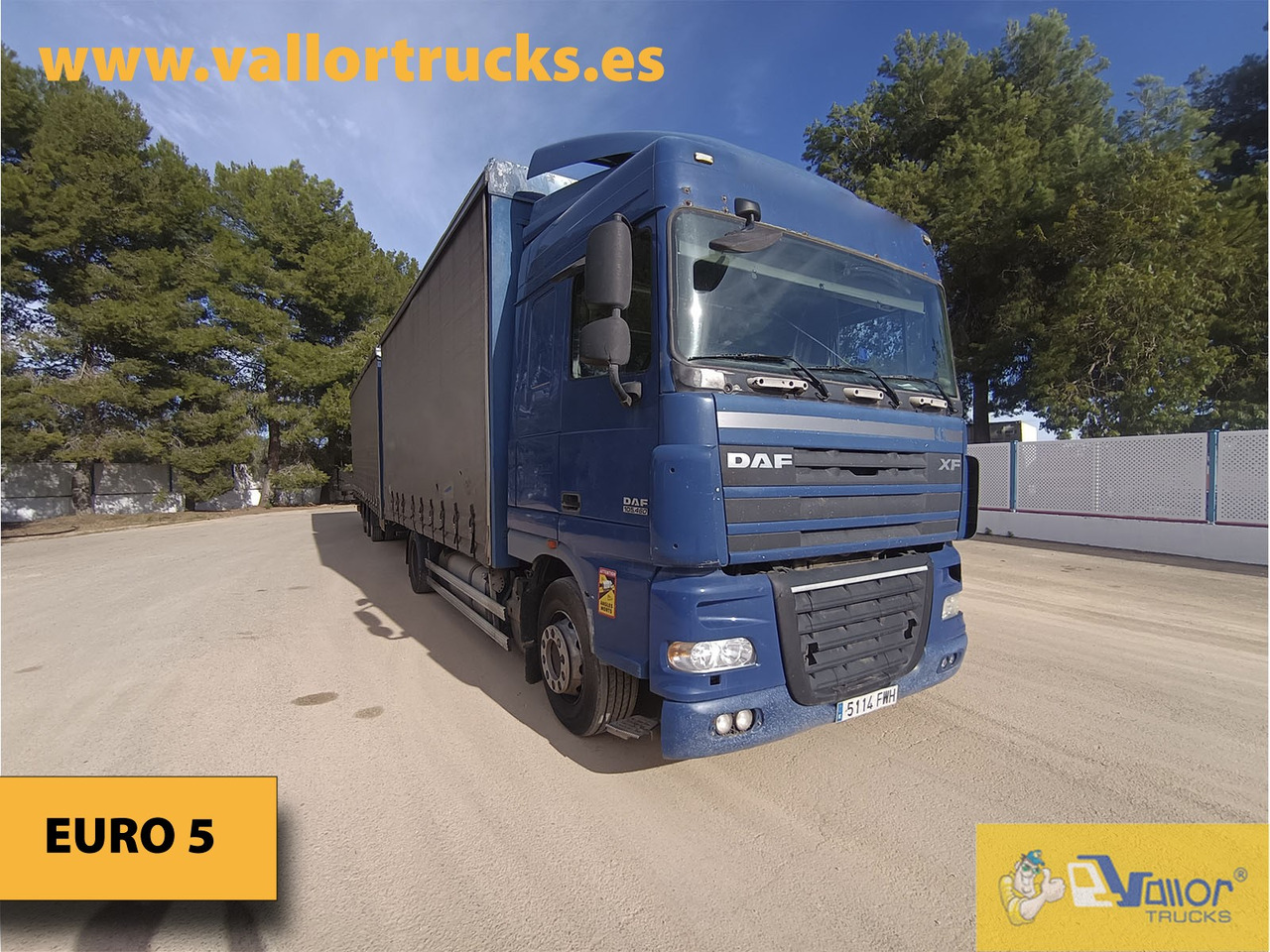 DAF XF 105.460 - ROAD TRAIN - Camion à rideaux coulissants: photos 2 DAF XF 105.460 - ROAD TRAIN - Camion à rideaux coulissants: photos 2