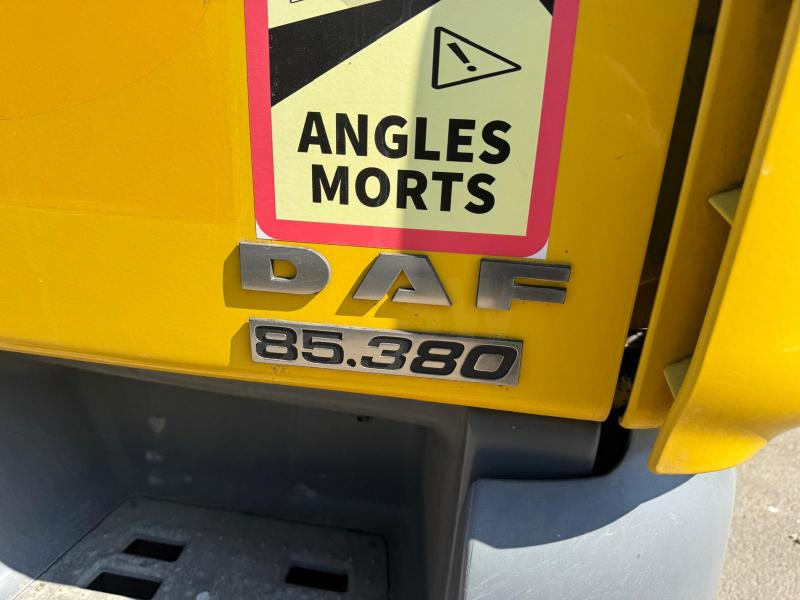 DAF CF 85.380 - Camion benne, Camion grue: photos 4 DAF CF 85.380 - Camion benne, Camion grue: photos 4
