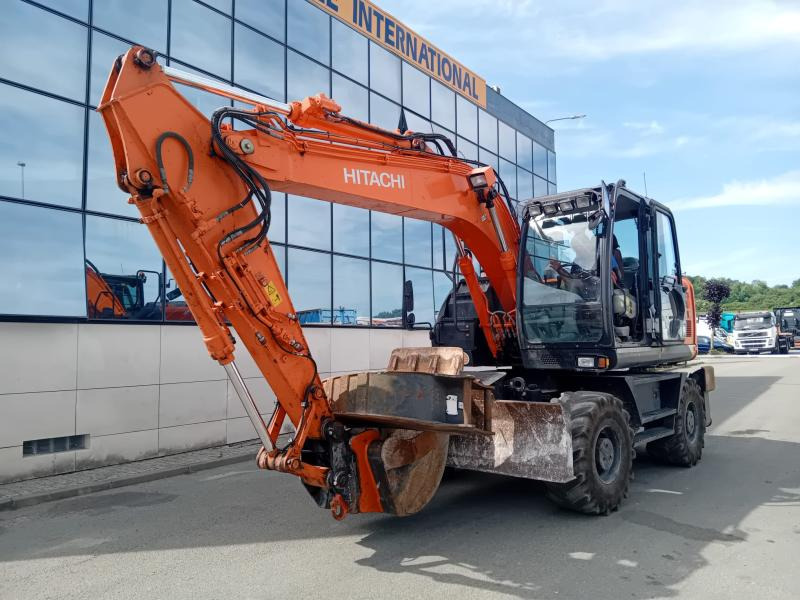 Hitachi ZAXIS 140W - Pelle sur pneus: photos 1 Hitachi ZAXIS 140W - Pelle sur pneus: photos 1