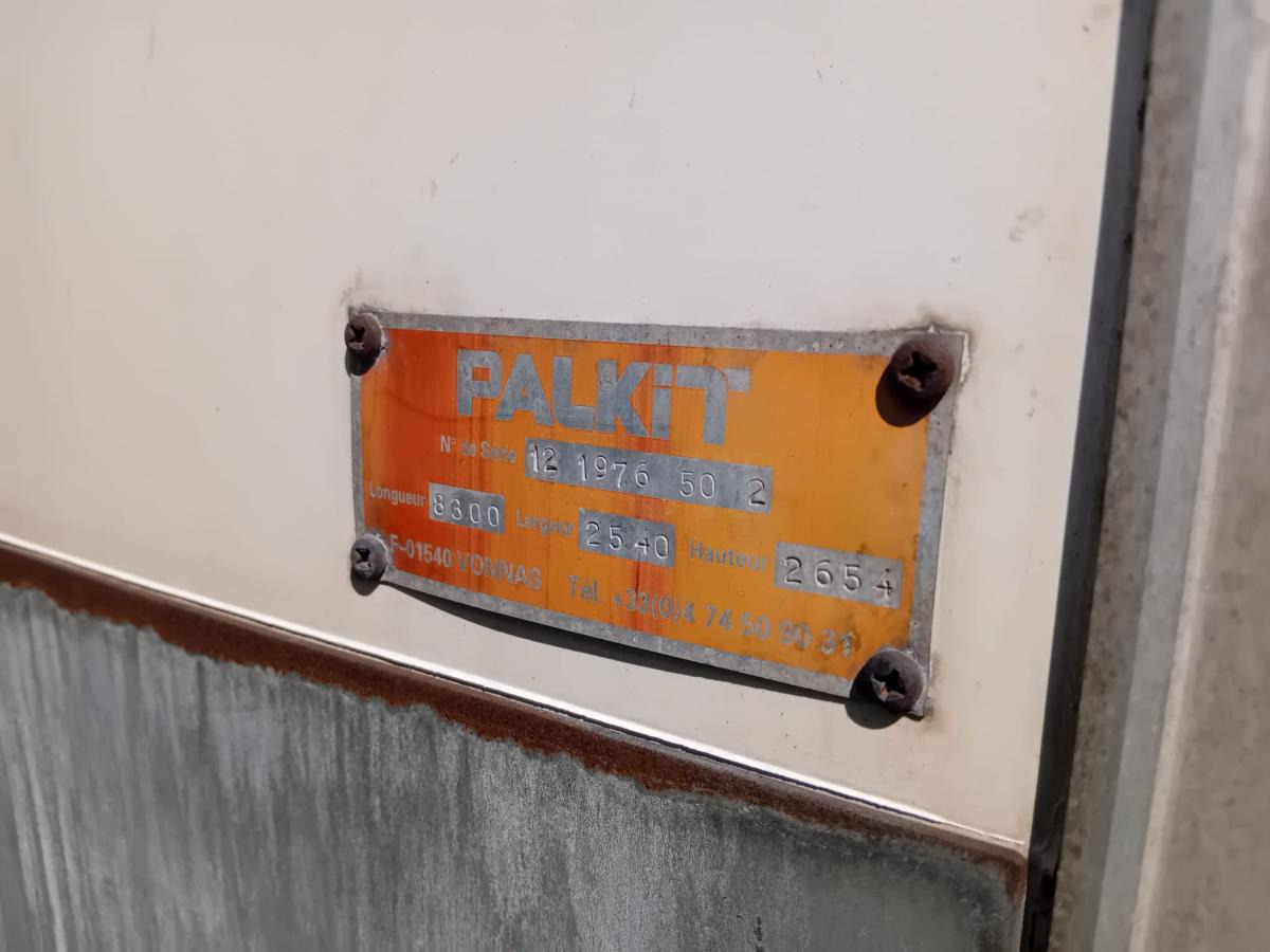 Mercedes Axor 1829 - Camion fourgon: photos 4 Mercedes Axor 1829 - Camion fourgon: photos 4