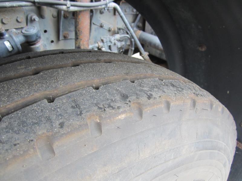 Mercedes Axor 3236 - Camion ampliroll: photos 4 Mercedes Axor 3236 - Camion ampliroll: photos 4