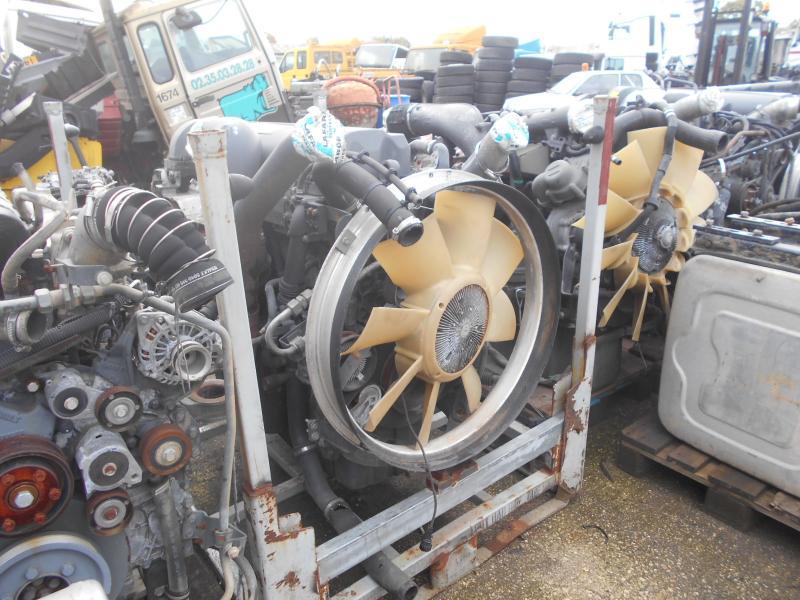 Renault - Moteur pour Camion: photos 2 Renault - Moteur pour Camion: photos 2