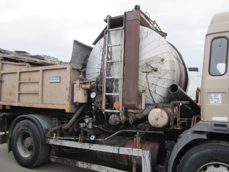 Camion citerne Renault G 270: photos 8