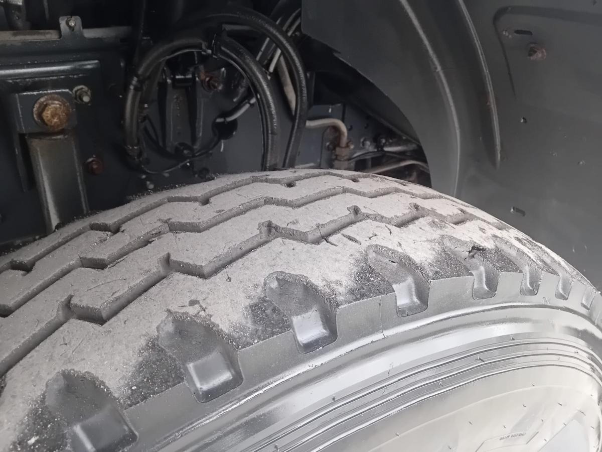 Renault Kerax 430 DXI - Camion multibenne: photos 4 Renault Kerax 430 DXI - Camion multibenne: photos 4