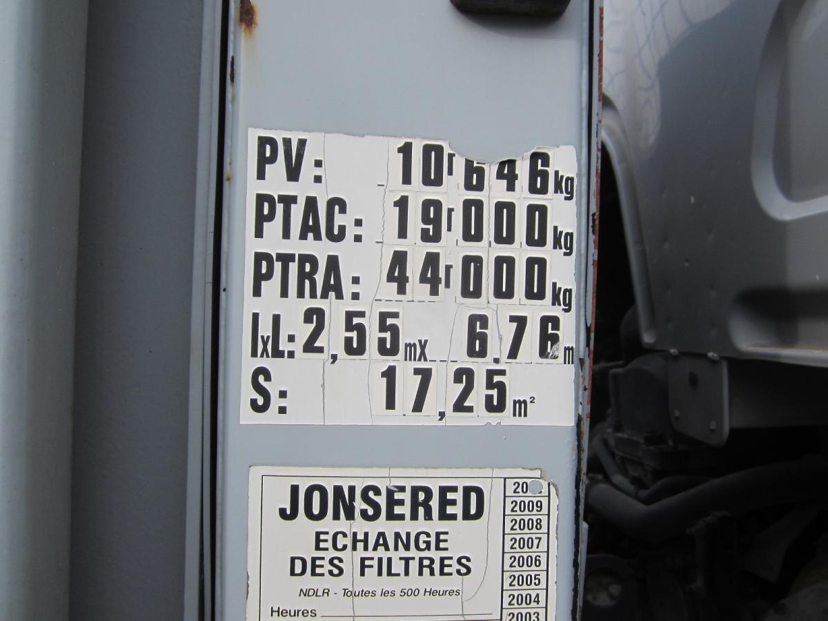 Camion multibenne Renault Kerax 460 DXI: photos 8 Camion multibenne Renault Kerax 460 DXI: photos 8