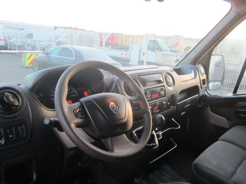 Renault Master 2.3 DCI 125 - Fourgon utilitaire: photos 5 Renault Master 2.3 DCI 125 - Fourgon utilitaire: photos 5
