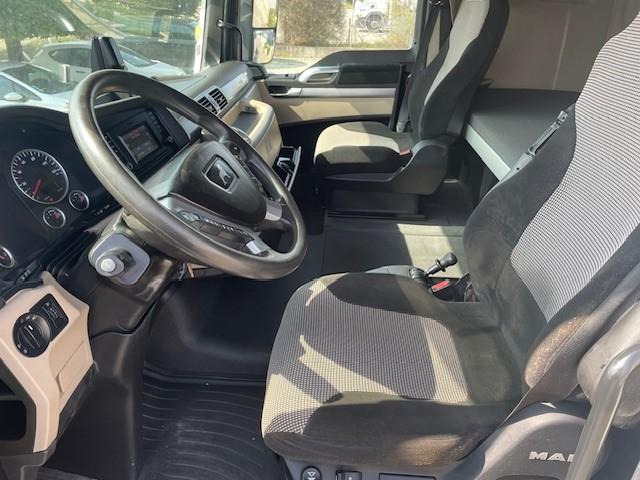 Photo d'intérieur 1: Tracteur routier MAN TGX 18.500