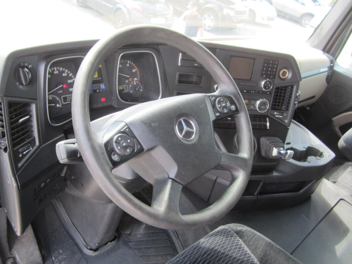 Tracteur routier Mercedes Actros 1845: photos 6