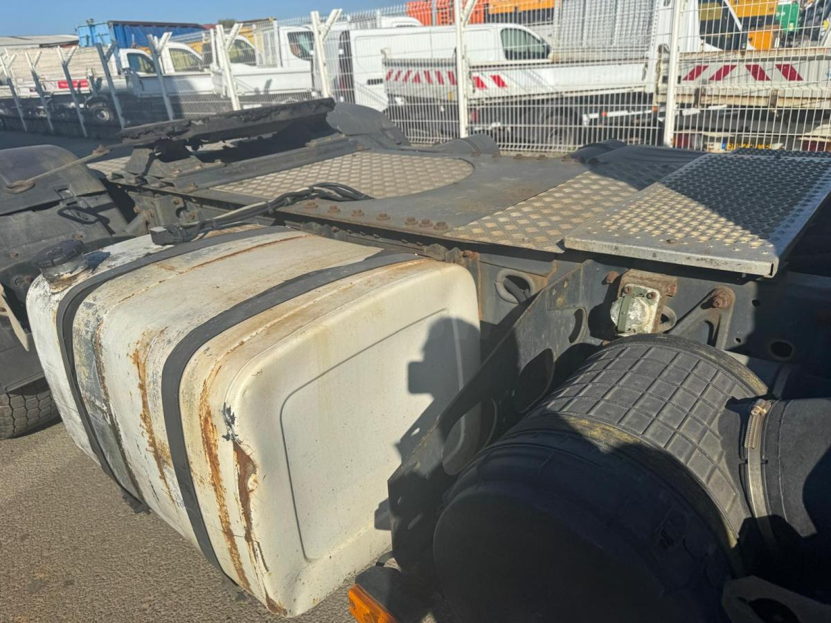 Tracteur routier Renault Premium 370 DCI: photos 7