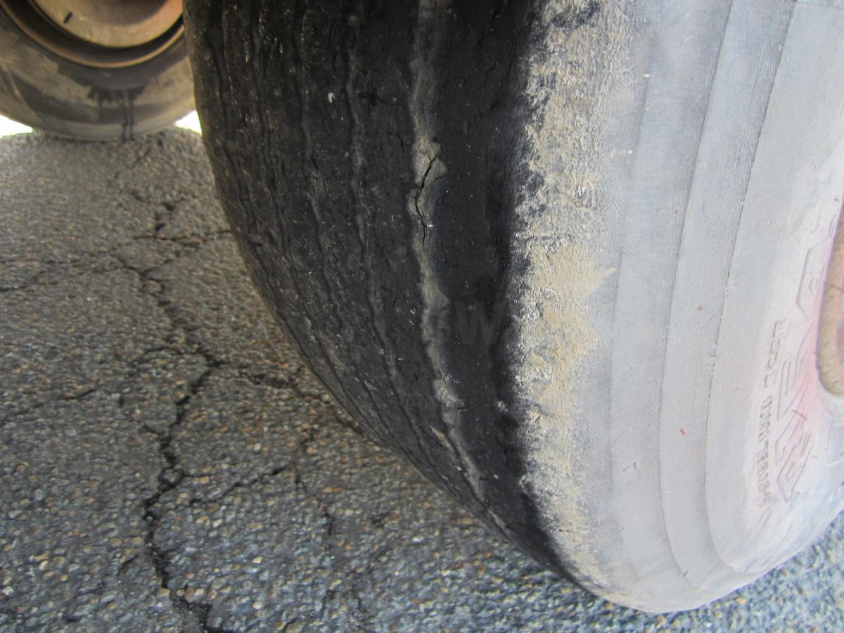 Trailor - Semi-remorque rideaux coulissants: photos 4 Trailor - Semi-remorque rideaux coulissants: photos 4