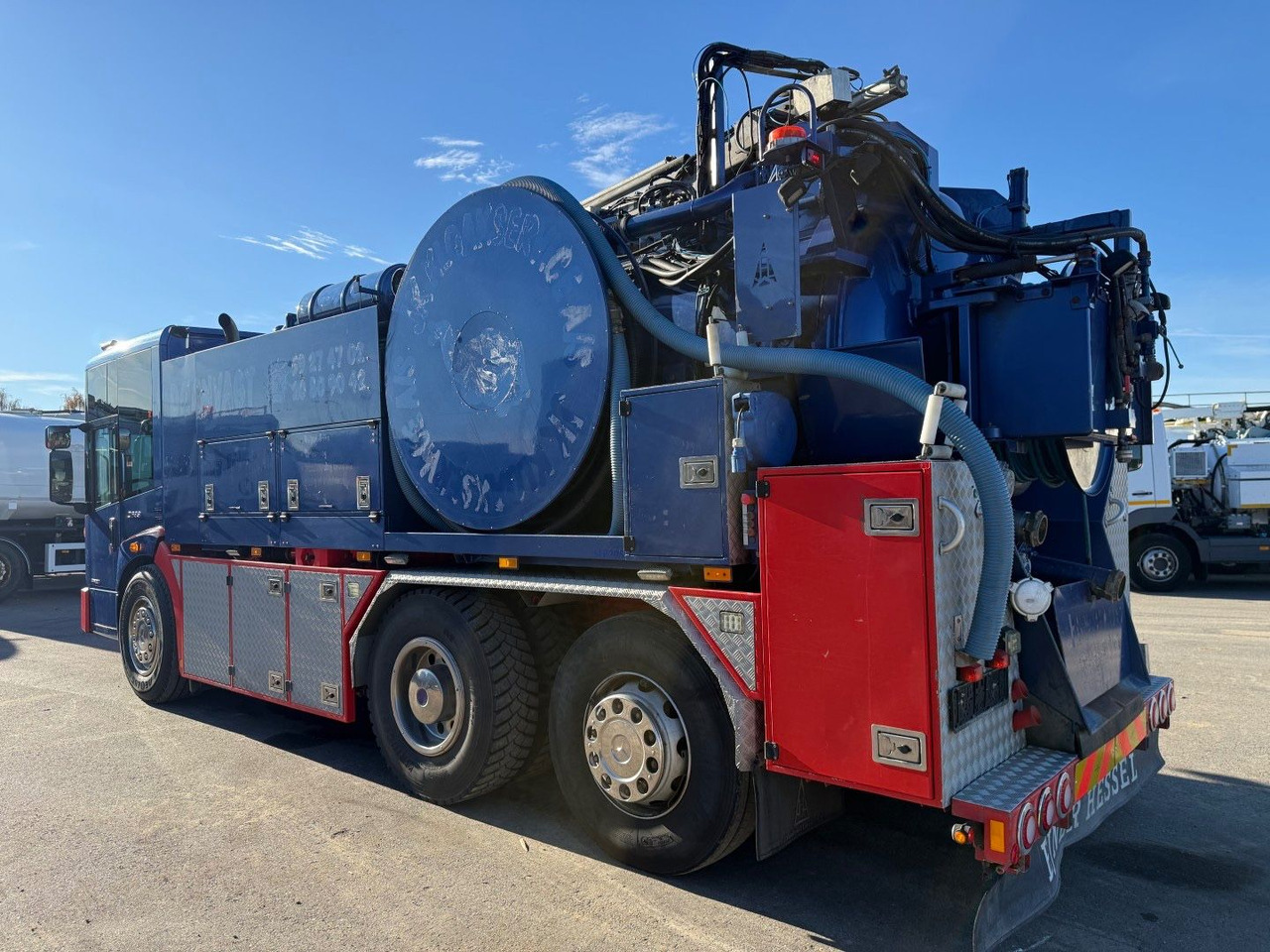 Mercedes-Benz Econic 2633 6x2*4 Hvidtved Larsen SLP309 Euro 5 - Camion vidangeur: photos 4 Mercedes-Benz Econic 2633 6x2*4 Hvidtved Larsen SLP309 Euro 5 - Camion vidangeur: photos 4