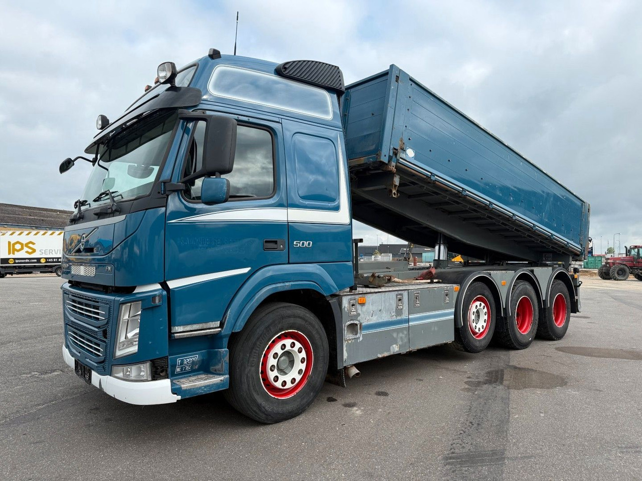 Volvo FM 500 8x4 Pushertridem 3 Way Tipper / Kipper - Camion benne: photos 1 Volvo FM 500 8x4 Pushertridem 3 Way Tipper / Kipper - Camion benne: photos 1