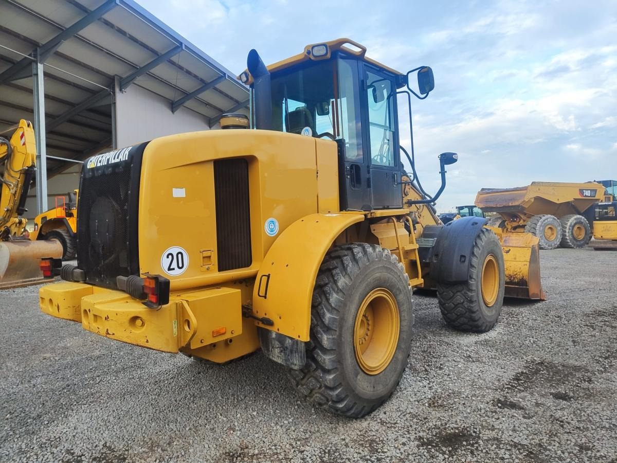 Caterpillar 930G - Chargeuse sur pneus: photos 4 Caterpillar 930G - Chargeuse sur pneus: photos 4