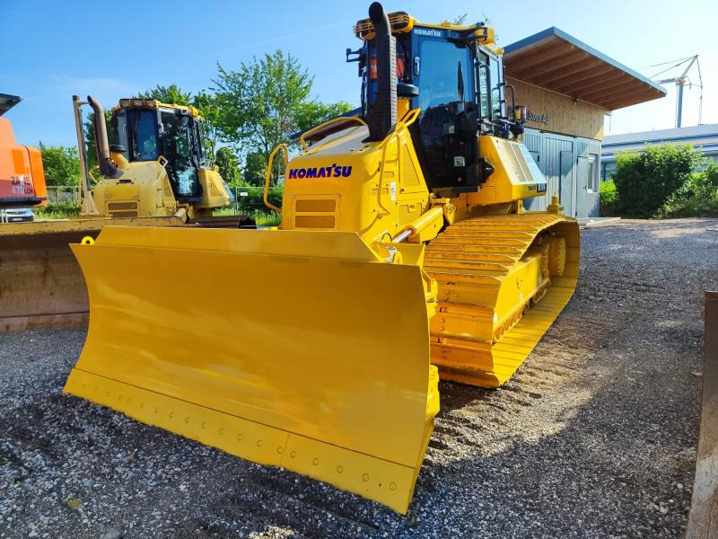 Komatsu D61PX-24E0 - Bulldozer: photos 2 Komatsu D61PX-24E0 - Bulldozer: photos 2