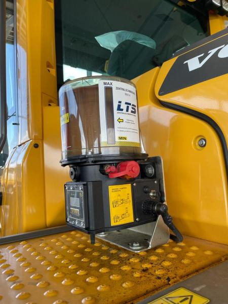Volvo L60H - Chargeuse sur pneus: photos 3 Volvo L60H - Chargeuse sur pneus: photos 3