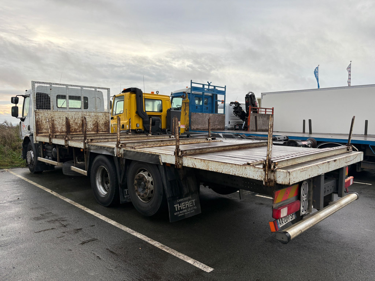 Renault Premium 370 DXI - Camion plateau: photos 3 Renault Premium 370 DXI - Camion plateau: photos 3