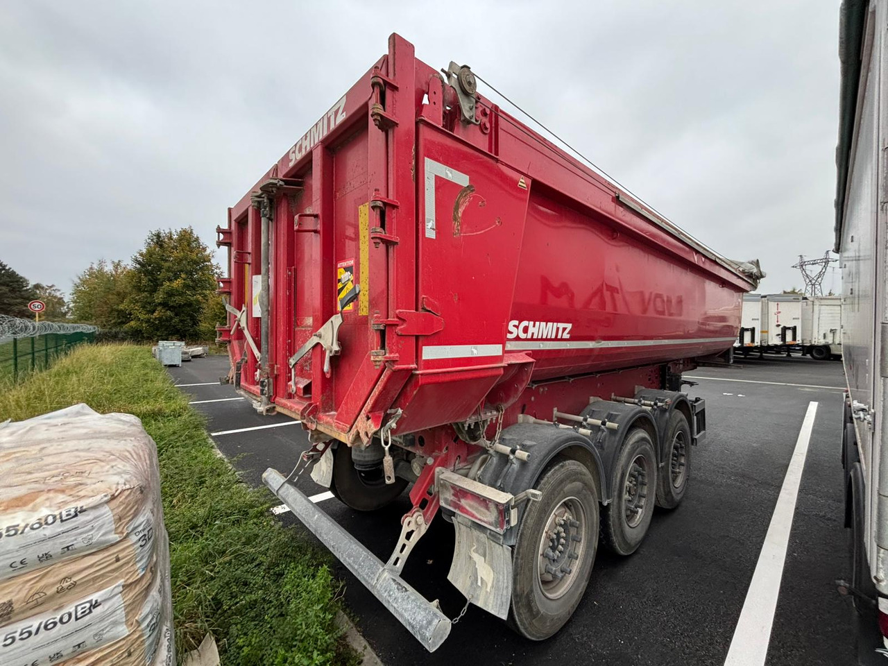 SCHMITZ - Semi-remorque benne: photos 3 SCHMITZ - Semi-remorque benne: photos 3