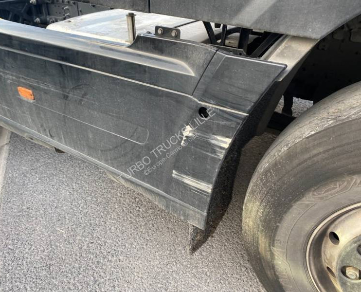 Tracteur routier DAF XF 480: photos 13